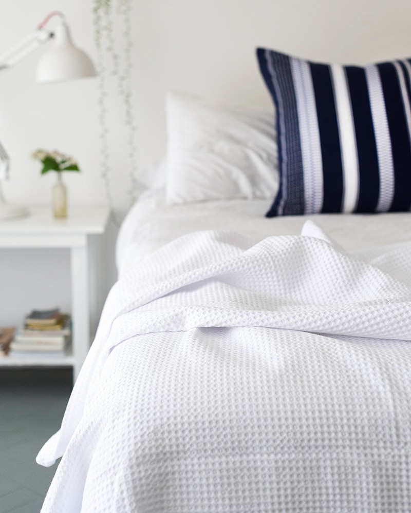 Mungo Cobble Weave Blanket in White. Heirloom quality textiles woven in South Africa at the Mungo Mill