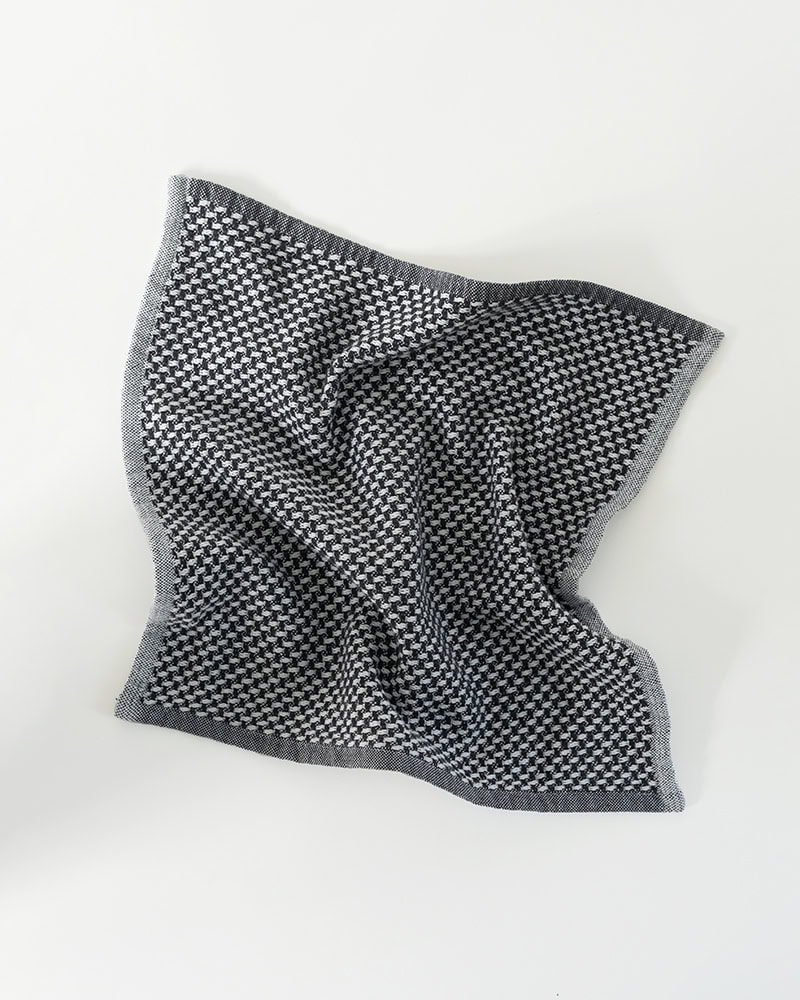 Mungo_Interlace_Facecloth_Grey_DSC08170
