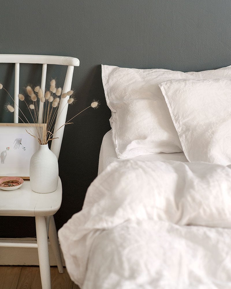 Mungo_Linen_Bed_Chalk_MMM7387